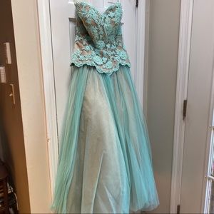 JOVANI STRAPLESS CINDERELLA DRESS